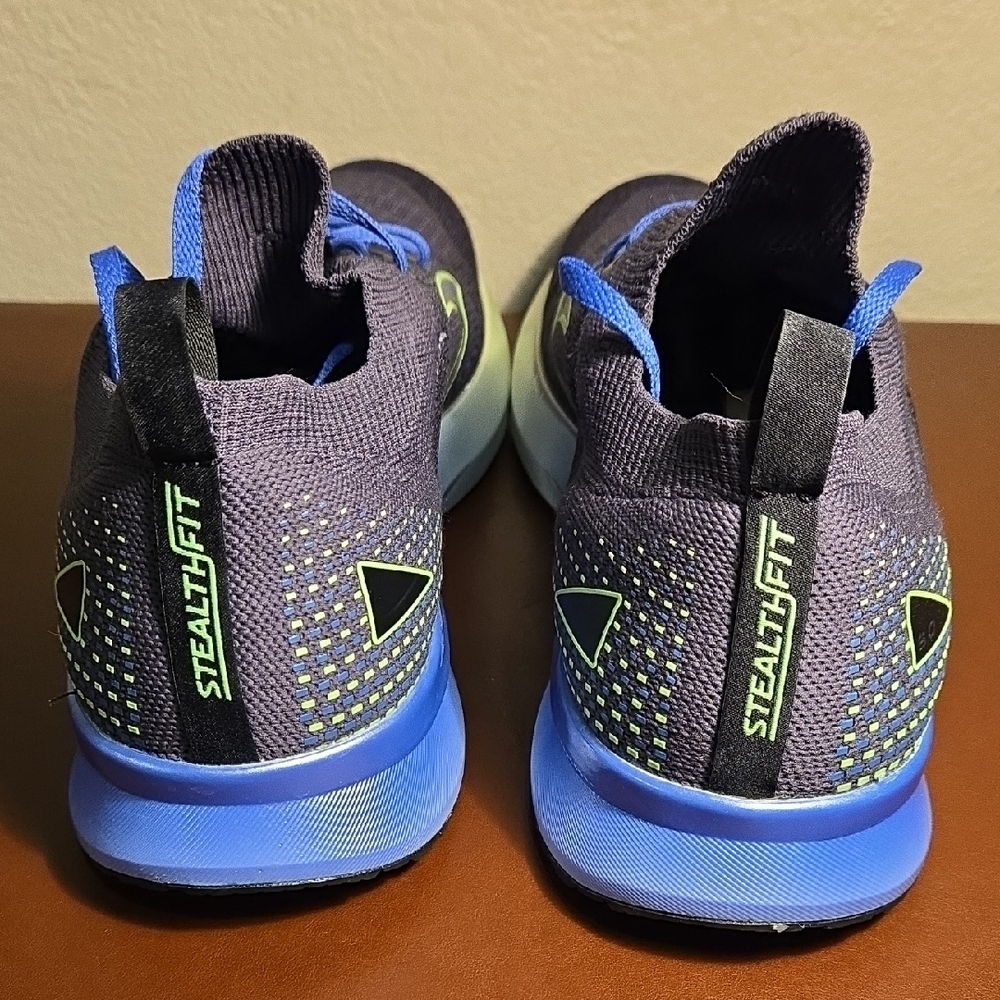 Brooks Men's Levitate Stealth Fit Size 12 Athletic Shoes - Picture 5 of 10